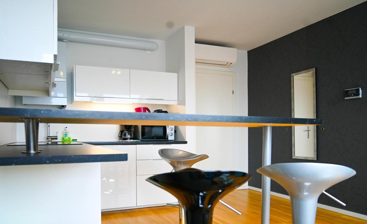 Hideaway Suite Danube Canal Viena Exterior foto